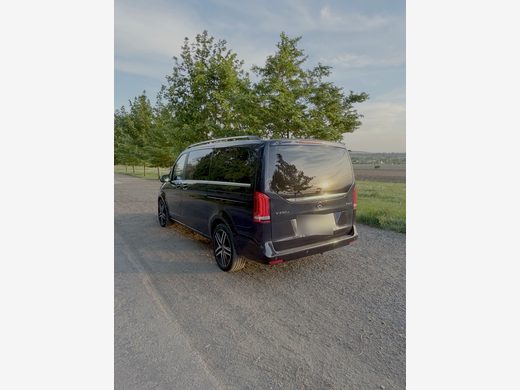 Mercedes-Benz V zadní šikmý pohled